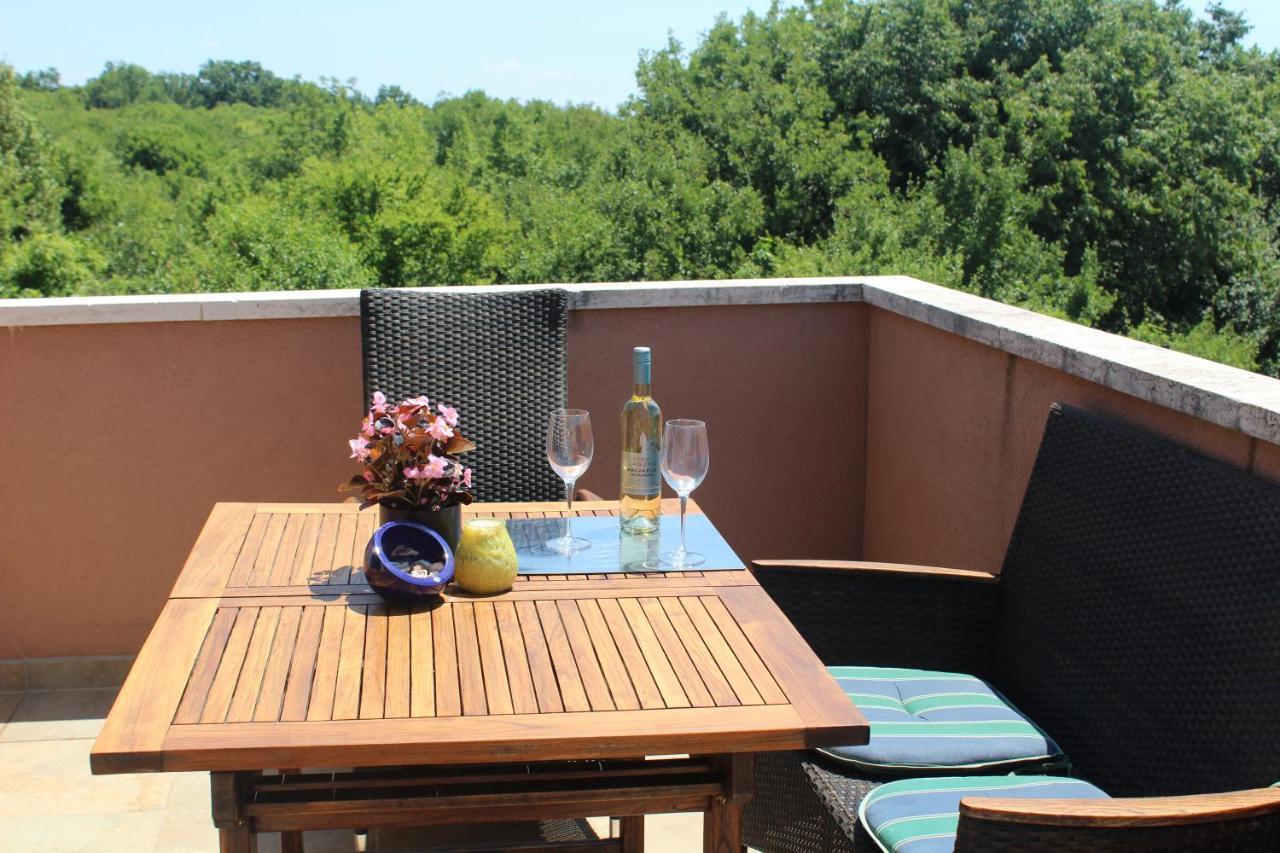 Villa Calma, Recharge Your Body And Mind Gabonjin Exterior photo